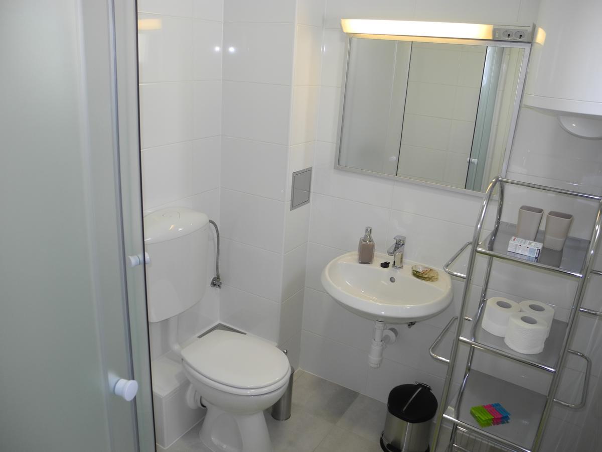 Apartments Nives ซริกเวนิซา ภายนอก รูปภาพ